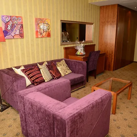 Silverine Superior 4*