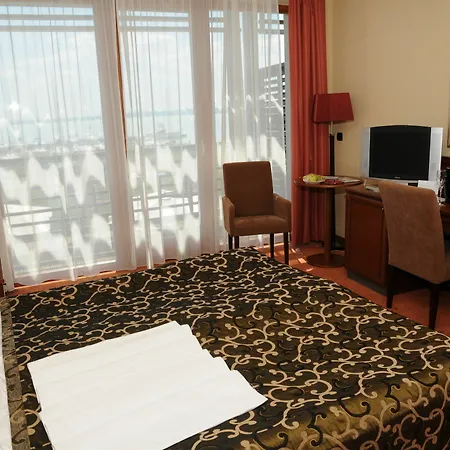 Hotel Silverine Superior Balatonfured